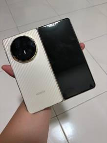 Honor Magic V5