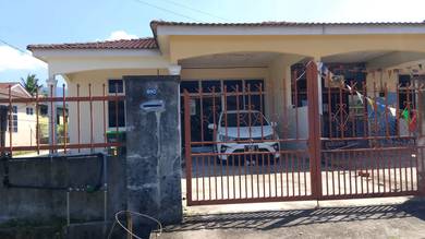 Semi-Detached House For Sale in Merbok,KDH