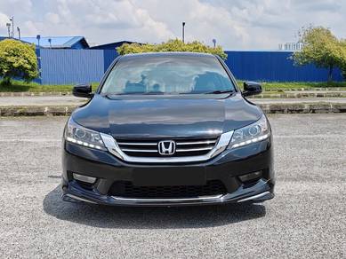 Honda Accord VTi-L in Puchong, SGR