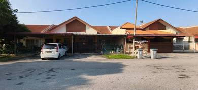 Terraced House For Sale in Semabok,MLK