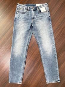 Calvin Klein Luxe Lined Body Taper Jeans