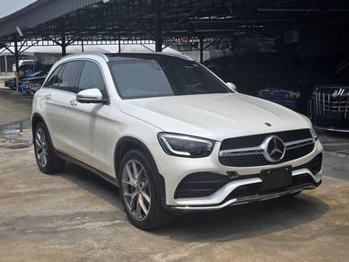 Mercedes Benz GLC300 300 4MATIC AMG LINE in KL City, KUL