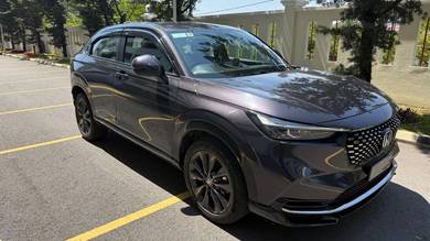 Honda HR-V e:HEV RS in Taman Melawati, KUL