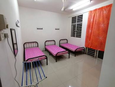Room in Batu Kawan, PNG