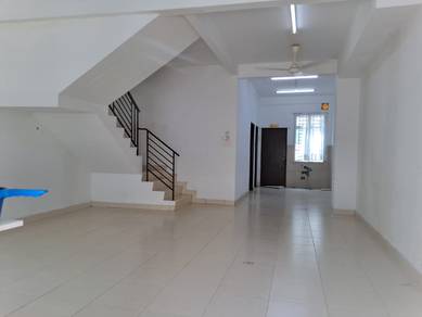 3-storey Terraced House For Sale in Senai,JHR