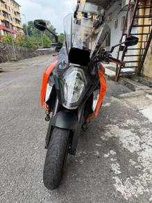 KTM 1290 Super Duke GT
