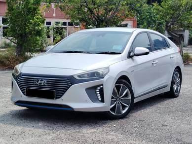 2017 Hyundai Ioniq HEV PLUS