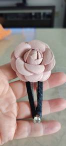 Flower and Pearl Hair Accessories 