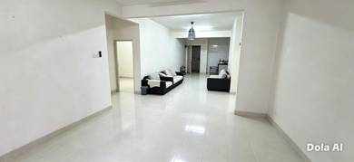 Condominium For Sale in Platinum Hill PV 8