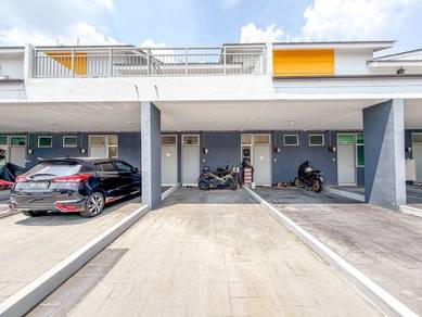 Townhouse For Sale in Puncak Alam,SGR