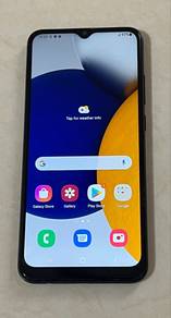 Samsung A03..4ram 64gb