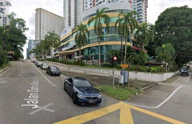 Condominium For Rent in Aster Court
