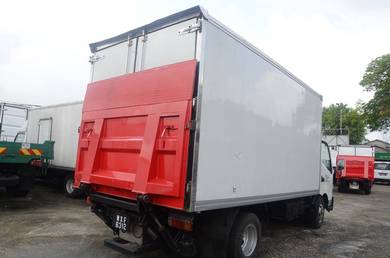 Hino WU710R Chiller With PHE Tailgate