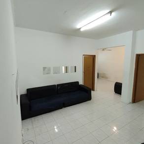 Townhouse For Rent in Shah Alam,SGR