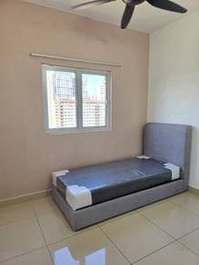 Room in Sentul, KUL