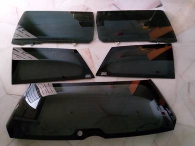 Toyota Wish (2003 - 2008) Windows