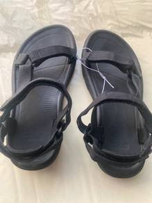 teva original universal sandal black