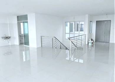 Condominium For Sale in Silk Residence