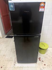 hisense 240 fridge / peti sejuk