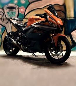 Yamaha R25