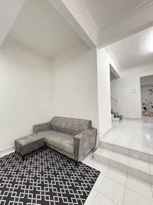 Room in Tampoi, JHR