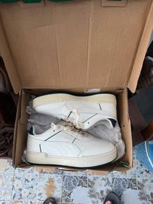 Puma White Shoes Size: UK 7/EU 40.5