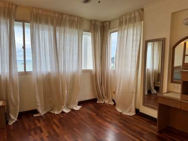 Condominium For Sale in Desa Mar Vista
