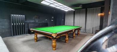 Snooker Table Set + Lamp + Accessories 