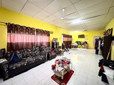 Bungalow House For Sale in Seri Kembangan,SGR