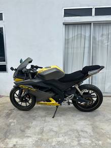 Yamaha R15
