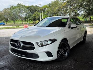 Mercedes Benz A200 200 PROGRESSIVE LINE in Sungai Besi, KUL