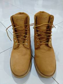 Timberland Waterproof Boot  (size UK 9.5)