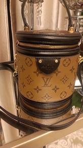 Preloved LV 