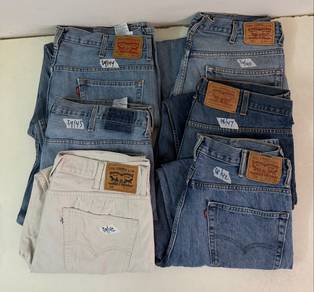 Levi’s Jeans sz 38 Combo:.