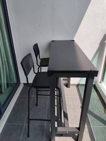 Bar stools with Bar table