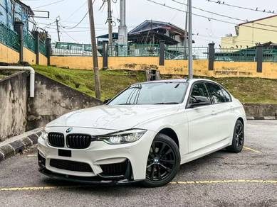 BMW 320i 20i M SPORTS (CKD) in Desa Petaling, KUL