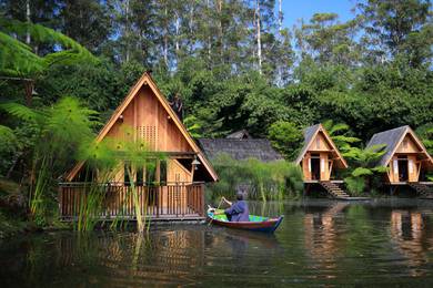 4D3N Bandung Tour Package