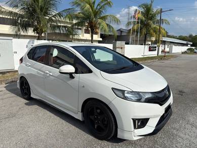 Honda Jazz S in Shah Alam, SGR