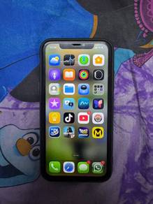 iPhone 11 dalam keadaan baik