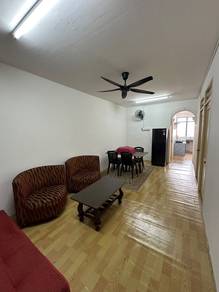 Apartment For Rent in Desa Mentari
