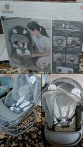 baby swing , buaian bayi 