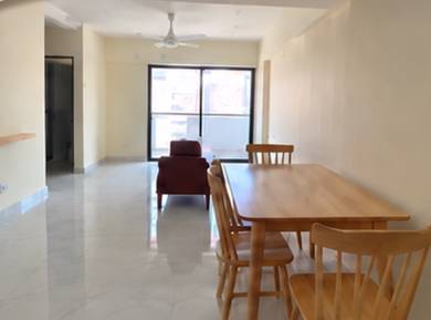 Apartment For Rent in Chin Woo Court