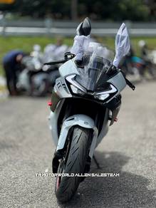CFMOTO 675SR-R