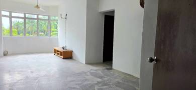 Apartment For Sale in Vista Seri Putra Apartments