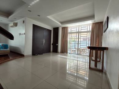 Semi-Detached House For Sale in Sungai Ara,PNG