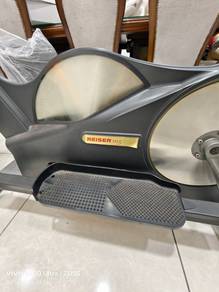 Keiser M5 Elliptical Trainer