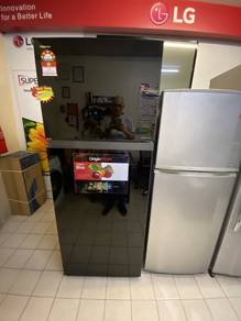 TOSHIBA 480L Inverter Refrigerator JL6n terpakai