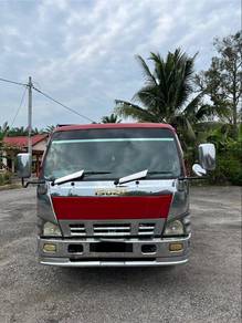 hicom tipper for sale