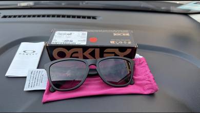 Oakley Frogskins Sunglasses OO9245-D054