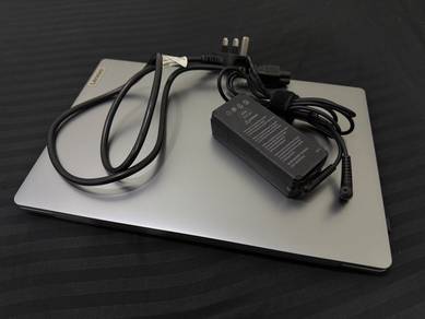 Lenovo IdeaPad Slim 3 Laptop silver